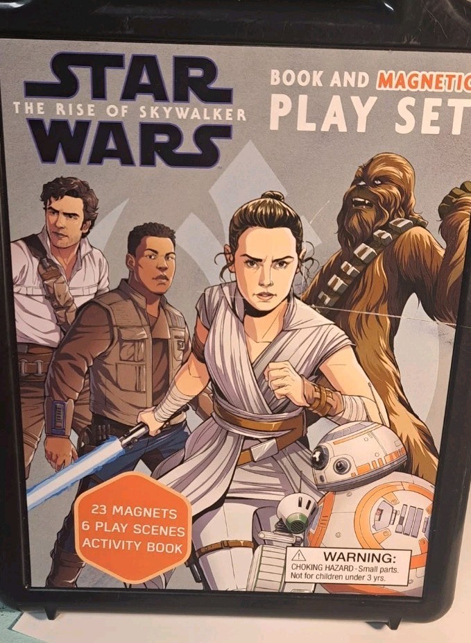 STAR WARS Magnetic Play Set The Rise of Skywalker Book, 6 Cards, 18 Characters