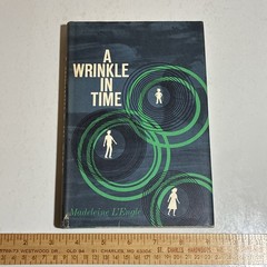 Book A Wrinkle In Time Madeleine L’Engle BCE Science Fiction YA Vintage Books