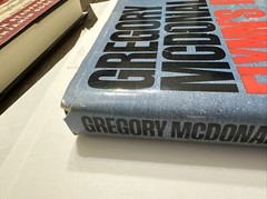 Gregory McDonald Flynn’s Hardcover 1984 First Edition