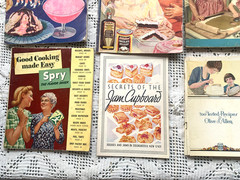Lot Vintage Recipes Booklets Cookbooks 1930 Watkins Bakers Spry McNess Mason Jam