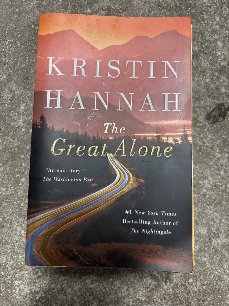 The Great Alone: A Novel, Hannah, Kristin, Good Book