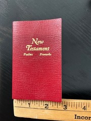 Vintage Pocket New Testament Bible 1968 National Bible Press Red USA Jesus