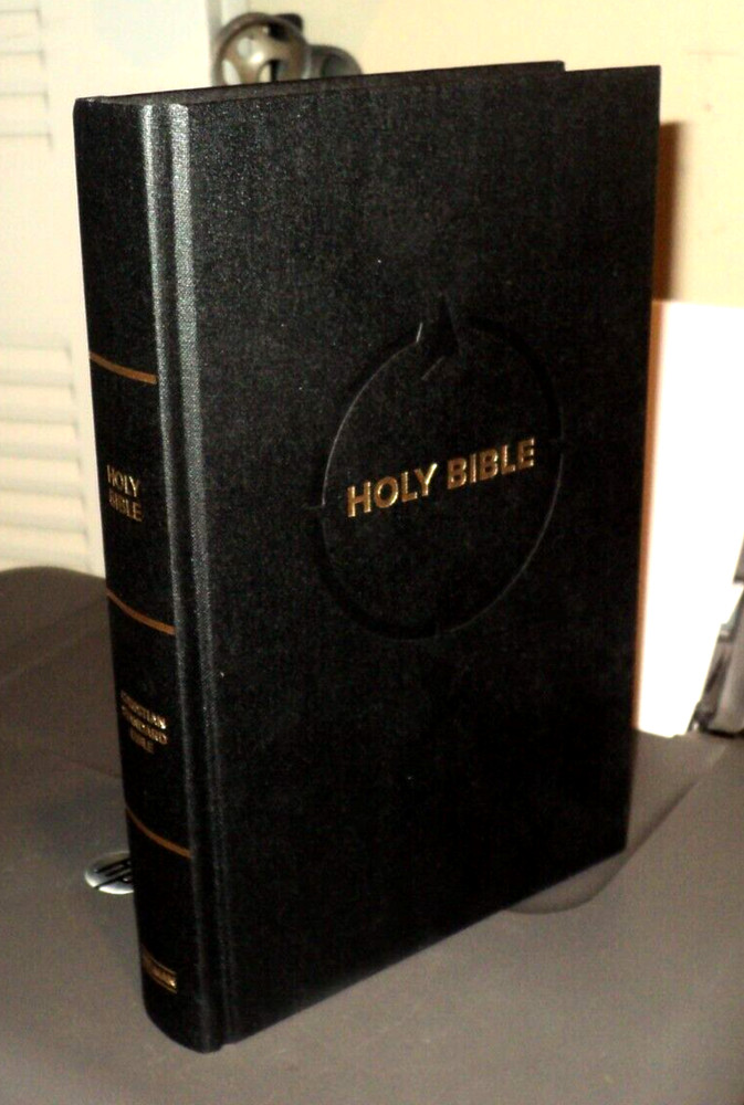 CSB HOLMAN HOLY BIBLE Pew Edition (2017, HB) Black 6 1/4″ x 9 1/4″: Christianity
