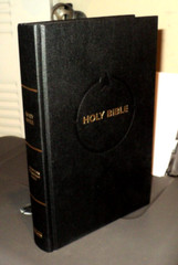CSB HOLMAN HOLY BIBLE Pew Edition (2017, HB) Black 6 1/4″ x 9 1/4″: Christianity