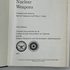 THE EFFECTS OF NUCLEAR WEAPONS Glasstone Dolan HC 1977+ Bomb Effects Computer M7