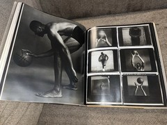Annie Leibovitz Photographs 1970-1990 1st First Edition Hardcover + Dust Jacket