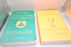 Diana Gabaldon Outlander Book Lot 8 HC PB Dragonfly Voyager Companion Set