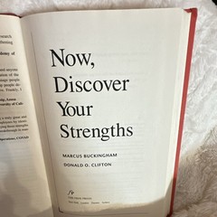 Free Press Now, Discover Your Strengths Marcus Buckingham & Clifton HC Self-Help