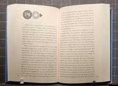 The Hunger Games Ser.: Mockingjay: Book Three by Suzanne Collins 775