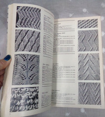KNITTING DICTIONARY ~ 800 Stitches Patterns ~ 1963 Mon Tricot PB ~ 152 pages