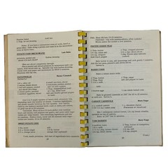 Vintage 1969 Friends Of Medford MA Cookbook Visiting Nursing Association Recipes