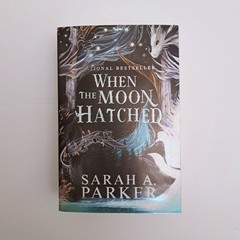 When the Moon Hatched TPB Sarah A. Parker – Adult Fae Romantasy – Like New