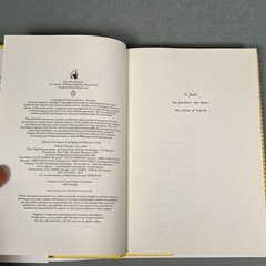 Digital Minimalism: Choosing a Focused – Hardcover, by Newport Cal – VERY GOOD