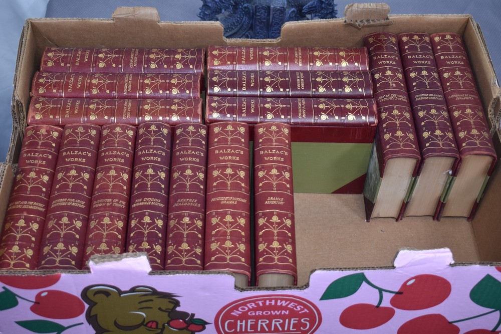 Lot of 16 Kelmscott Society Honore de Balzac set (Partial Red Leather,hardcover)