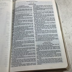 Holy Bible KJV 1970 National Bible Press White Bonded Leather VG 8.75″ x 5.75″