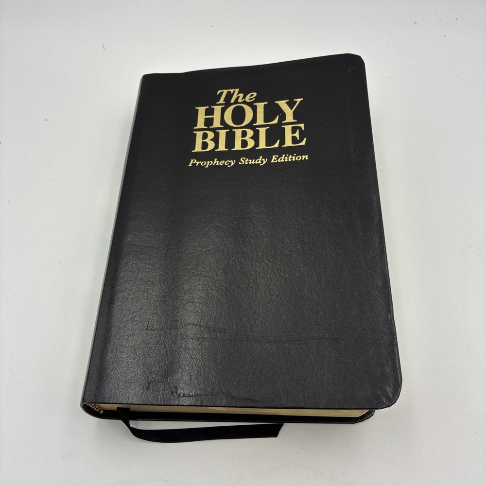 USED Prophecy Study Bible (2008 Black Leathersoft) – Amazing Facts Commentary