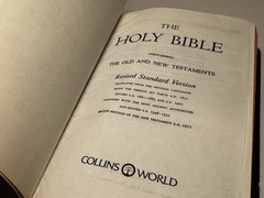 THE HOLY BIBLE RSV 1971 vintage Collins World Red Letter Edition with helps