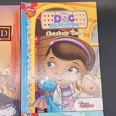 (11) Disney Wonderful World Of Reading hardcovers first american editions 2015