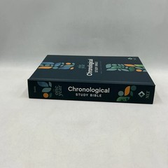 Tyndale The One Year Chronological Study Bible NLT Hardcover Navy 2022