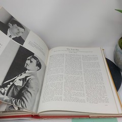 Vanity Fair, A cavalcade of the 1920s and 1930s, by Amory & Bradlee HC DJ 1960