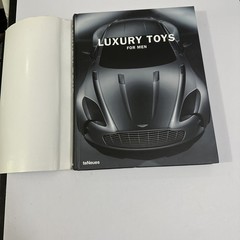 Luxury Toys for Men (German, English, French, Italian and Spanish Edition)