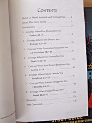 SET OF 4 DR. DAVID JEREMIAH STUDY GUIDES COURAGE TO CONQUER + 1CD