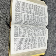 Holy Bible KJV Personal Size Giant Print Reference Bonded Leather Nelson 544