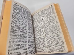 HOLY BIBLE Regency Words of Christ in Red Nelson Pub. King James Version 1977