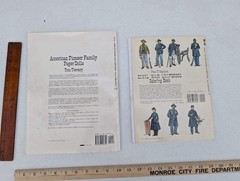 American Pioneer Family Paper Dolls Civil War Uniforms (Dover Paper Dolls)