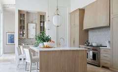 The Elegance and Comfort of Home, Wolter, Dana, Excellent Book