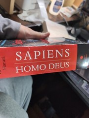 Yuval Noah Harari SAPIENS & HOMO DEUS 2-Book Boxed Set + Bonus Essays