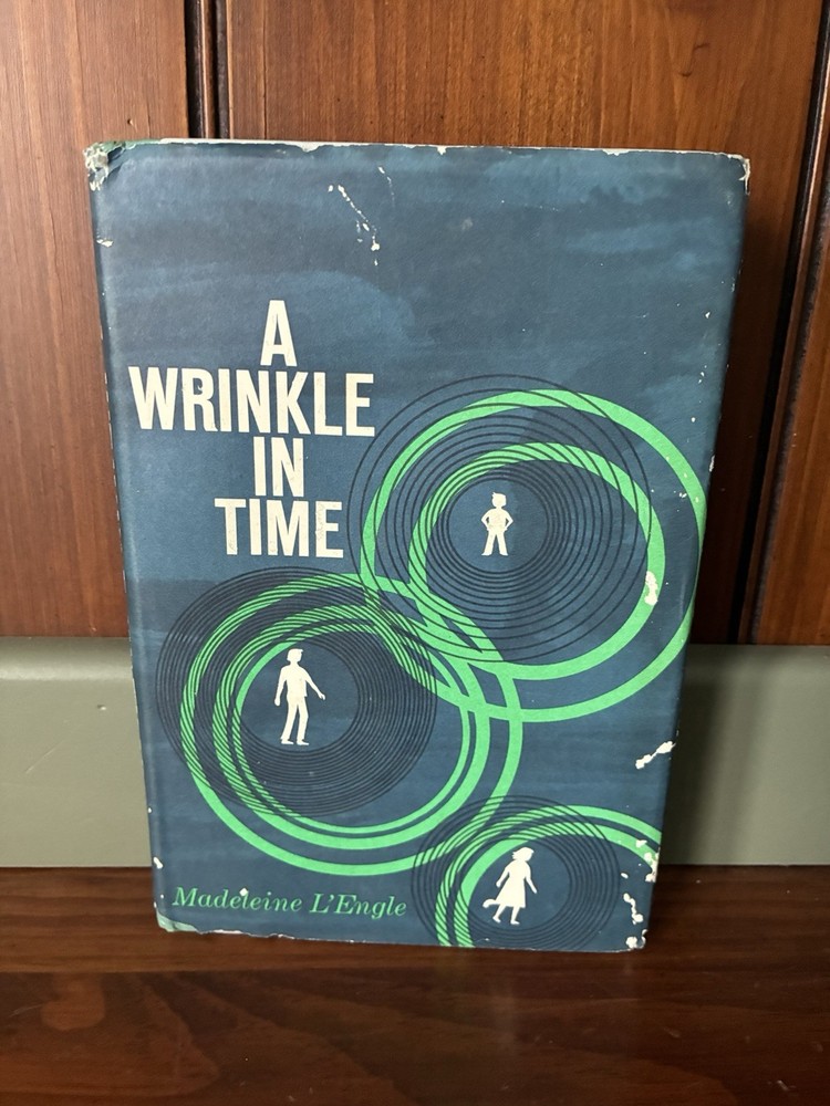 A Wrinkle in Time By Madeleine L’engle Hardcover Book 1962 Book Club 1st Edition