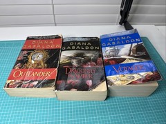 Outlander Series #1-3 PB Book Lot Diana Gabaldon Original Covers Vintage Romance
