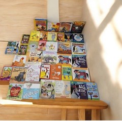 lot of mixed children’s books Dr. Seuss, Eric Carle Picture Book Lot
