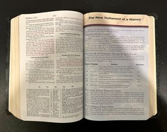 The Nelson Study Bible Nelson’s Complete Study System NKJV (Black, Nelson 2885)