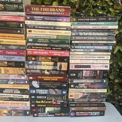 HUGE 122 BOOK LOT Vintage/Modern Mix Sci-Fi Fantasy Paperback Science Fiction
