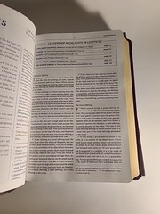NIV Maxwell Leadership Bible Premium Bonded Leather BRAND NEW MSRP $79.99
