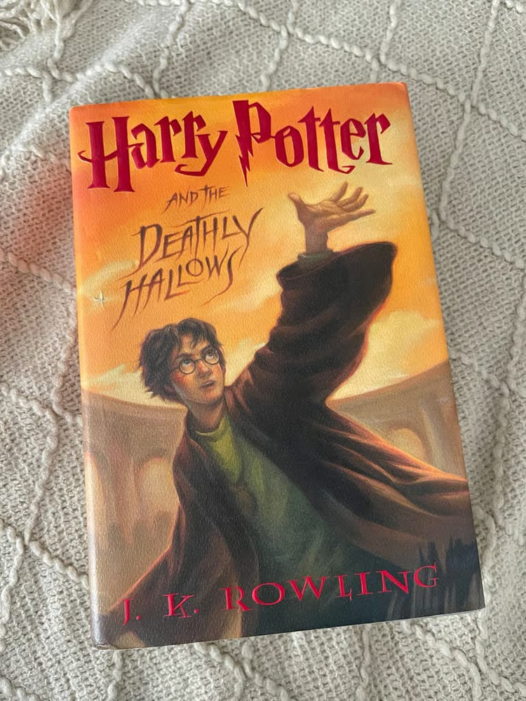 Harry Potter & the Deathly Hallows | 1st Edition 2007 | Misprint 759 Pages RARE!