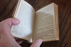 Little Leather Library – A CHRISTMAS CAROL Charles Dickens Antique Book 1920’s
