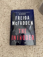Intruder by Freida McFadden (2025, Hardcover) Sprayed Edges ￼