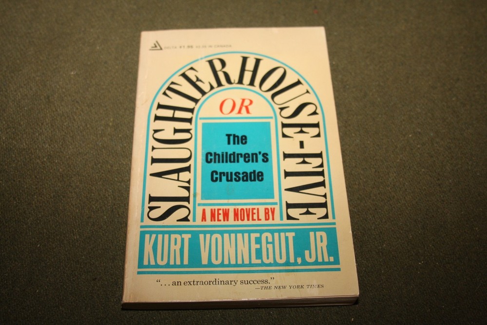 Slaughterhouse-Five by Kurt Vonnegut, Jr. 1969 TPB 4th Print Delta
