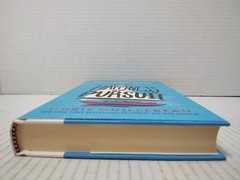 THE HAPPINESS OF PURSUIT by Chris Guillebeau (2014, HC/DJ 1st/1st) * SIGNED *