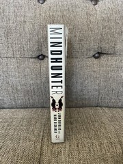 Mindhunter : Inside the FBI’s Elite Serial Crime Unit by John E. Douglas and…