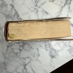 A La Recherche Du Temps Perdu, tome 1: Du Cote de Chez Swann; A l’Ombre des Je..