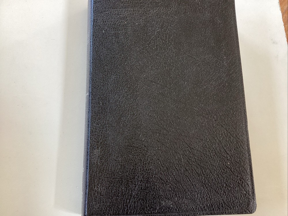 NIV Thinline Reference Bible by Zondervan Staff (2011 Bonded Leather) Thumb Ind