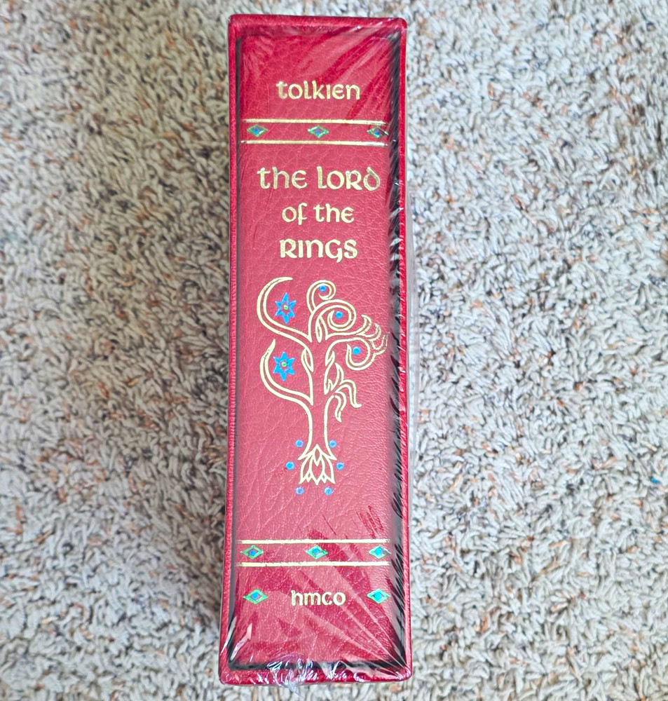 J.R.R. Tolkien The Lord of the Rings Hardcover Illustrated Boxed Set HMCO