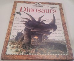 Dinosaurs (Nature Company Discoveries Libraries)