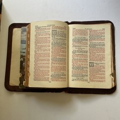 Vintage 1952 Holy Bible Red Letter The Spencer Press Great Aged Look