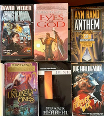 Science Fiction/Fantasy Paperback Books YOU PICK the Title-Some Vintage