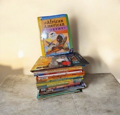 lot of mixed children’s books Dr. Seuss, Eric Carle Picture Book Lot